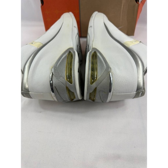 Nike Air Flight Wings 2002 Basketball Shoes 303965-102 Men\'s Size 11.5 RARE main image 3